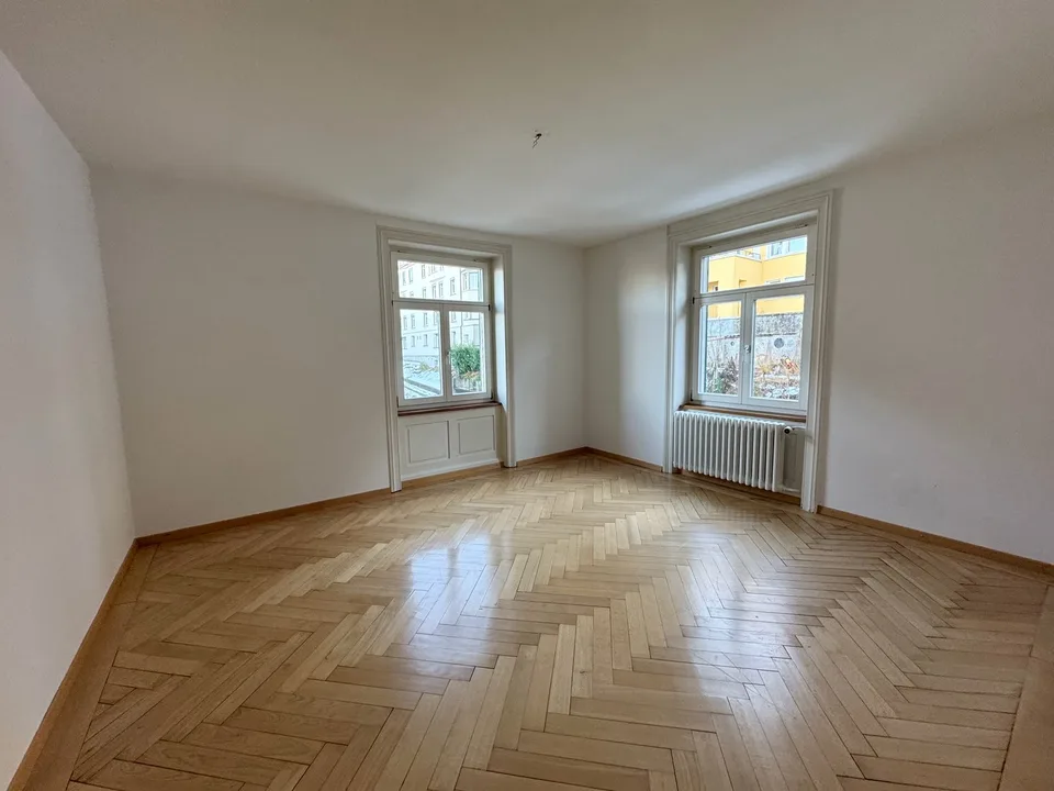Très beau appartement presque au centre dans un endroit calme
