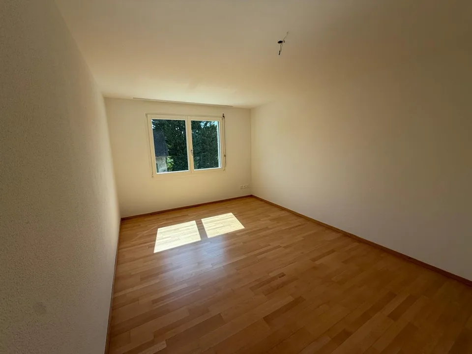 Appartement spacieux 4.5 pièces à louer pour une durée limitée jusqu'au 31.08.2027