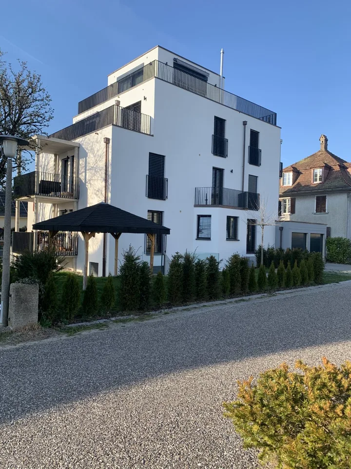 Top modern 3.5 room apartment centrally located in Oftringen