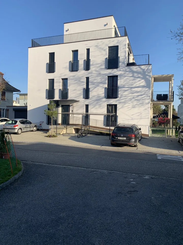 Top modern 3.5 room apartment centrally located in Oftringen