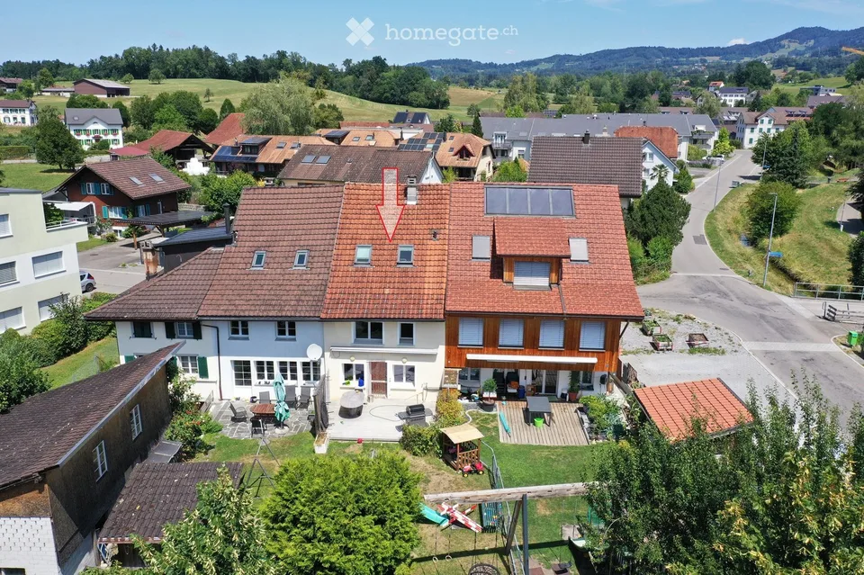 Charmantes heimeliges 5.5-Zimmer-Flarzhaus in Dürnten