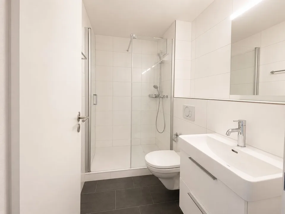 Schöne 4-Zimmerwohnung, 1. Stock rechts