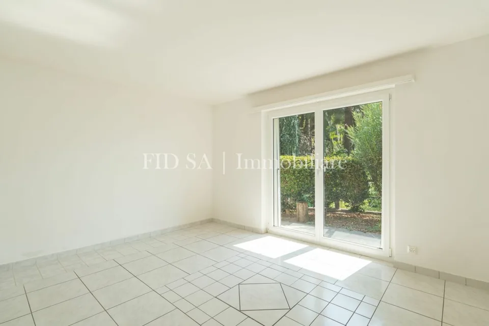 Casa indipendente in splendida posizione collinare - natura, sole e privacy