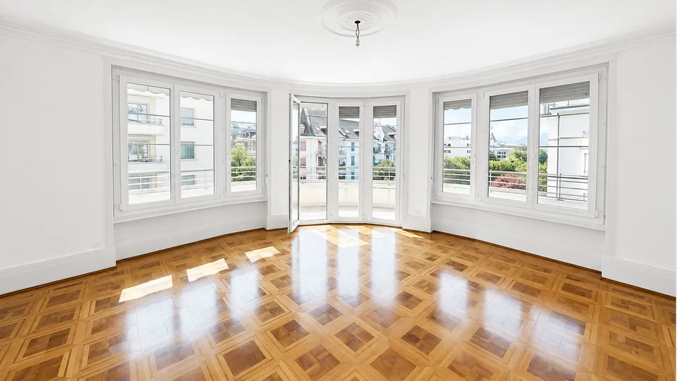 Four-room apartment in downtown Lausanne