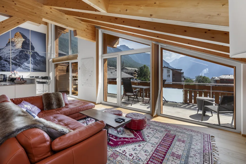 5.5 Zimmer Dachwohnung an grandioser Lage in Grächen