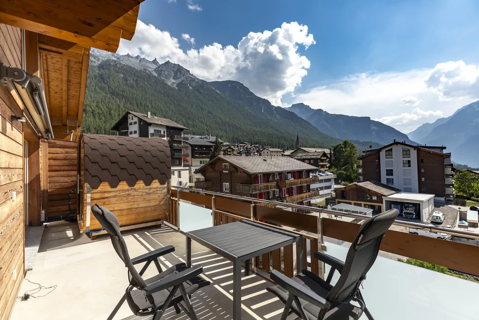 5.5 Zimmer Dachwohnung an grandioser Lage in Grächen