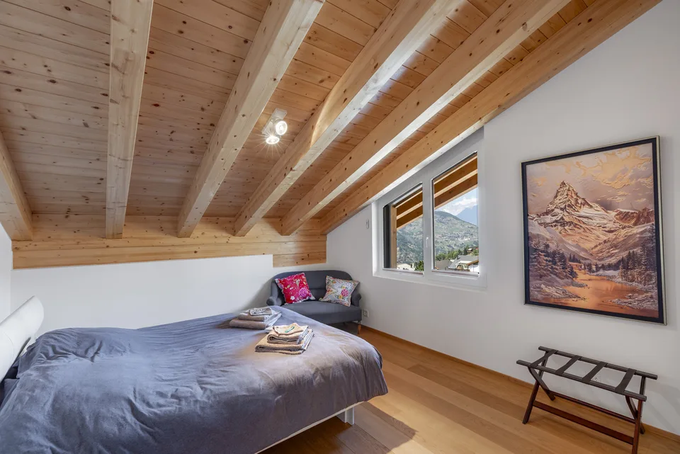5.5 Zimmer Dachwohnung an grandioser Lage in Grächen