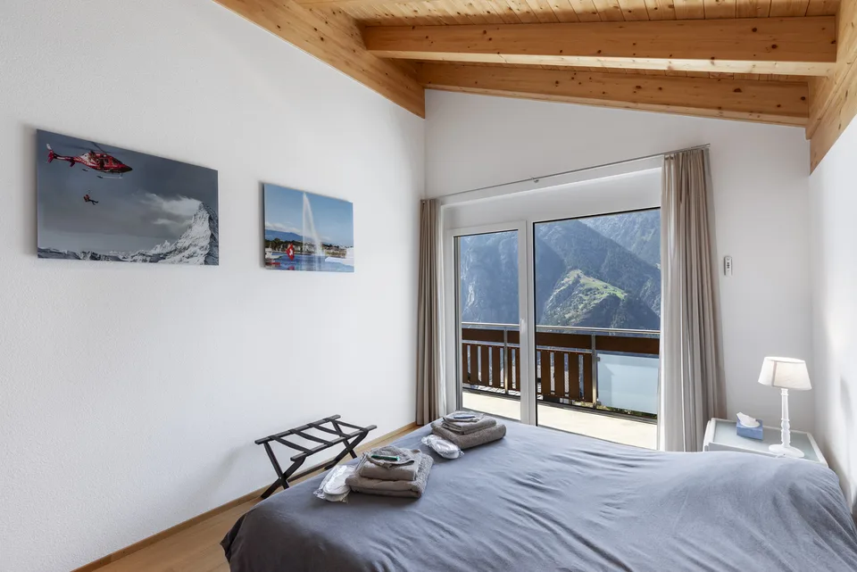 5.5 Zimmer Dachwohnung an grandioser Lage in Grächen