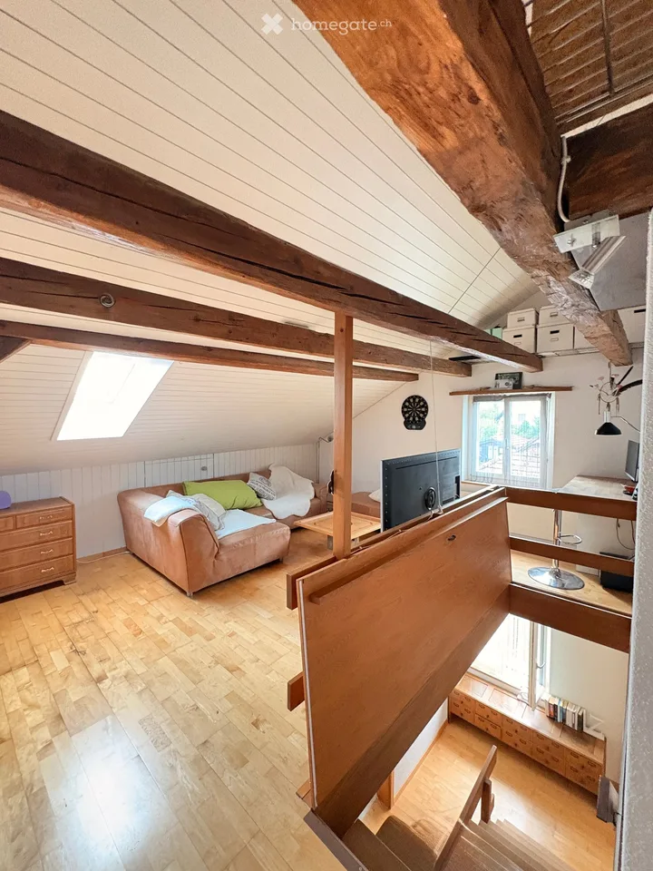 Charmantes Einfamilienhaus an ruhiger Lage in Wolfhausen (angebaut an Riegel-Doppelhaus)