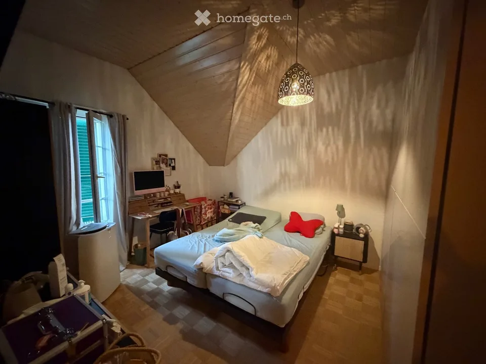 Vier-Zimmer-Wohnung