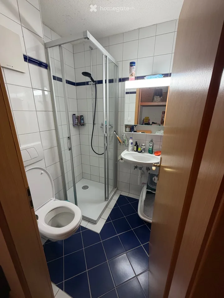 Vier-Zimmer-Wohnung