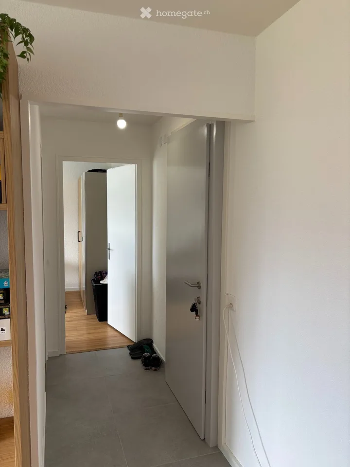 Übergabe des Mietvertrags 2 Zimmer 39m² in Aigle