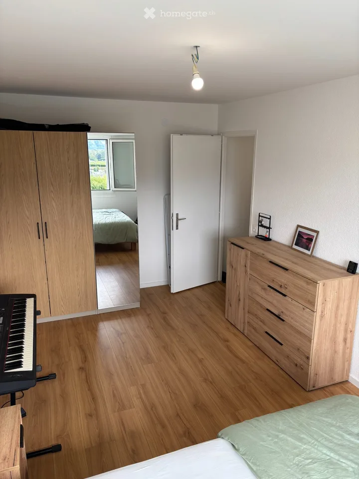 Übergabe des Mietvertrags 2 Zimmer 39m² in Aigle