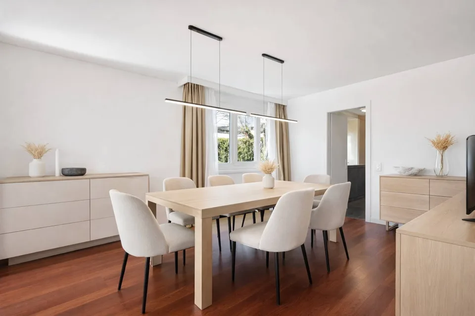 Familienwohnung mit 5.5 Zimmern und Seeblick