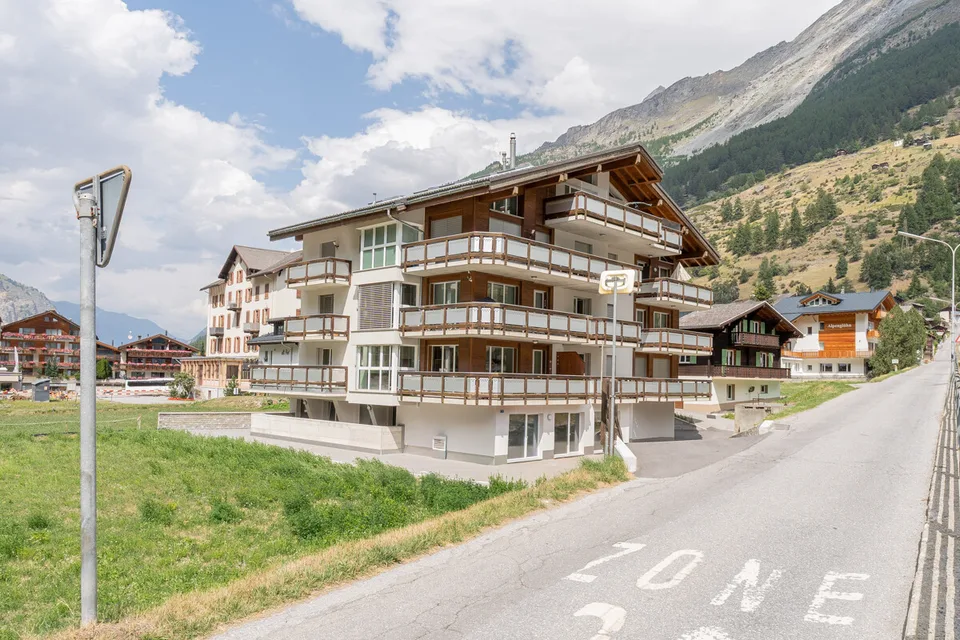 Lichtdurchflutete 4.5-Zimmerwohnung an begehrter Lage in Täsch Das T