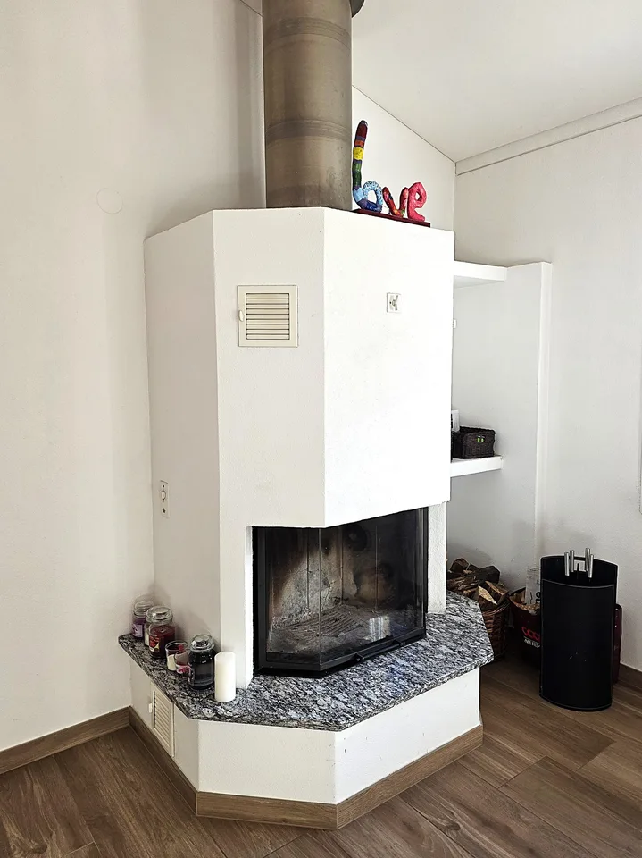 Splendido attico di 5.5 locali con piscina ad Arbedo-Castione