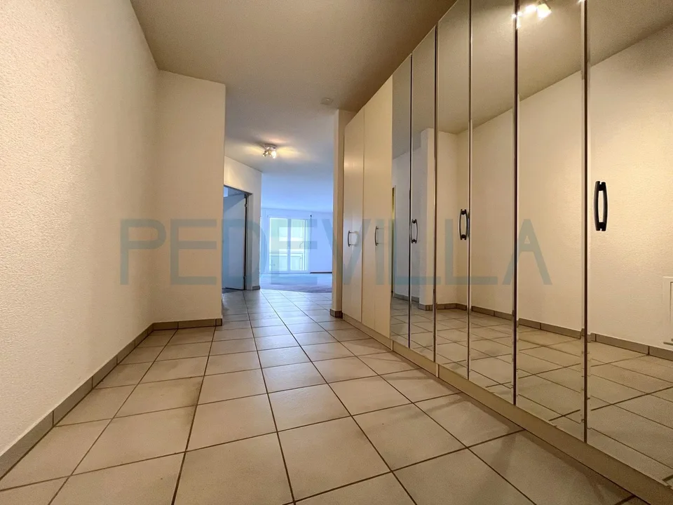 Charmant appartement de 2.5 pièces, situé au 1er étage