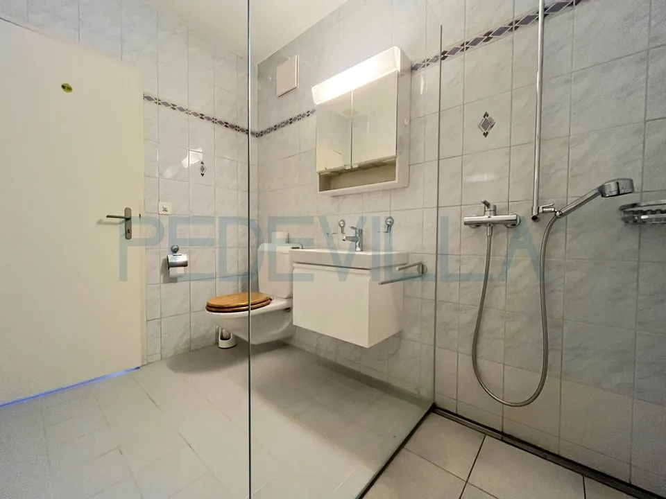 Charmant appartement de 2.5 pièces, situé au 1er étage