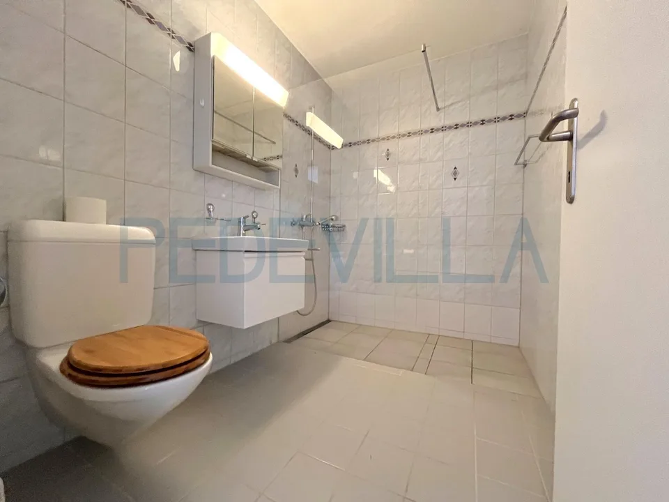 Charmant appartement de 2.5 pièces, situé au 1er étage