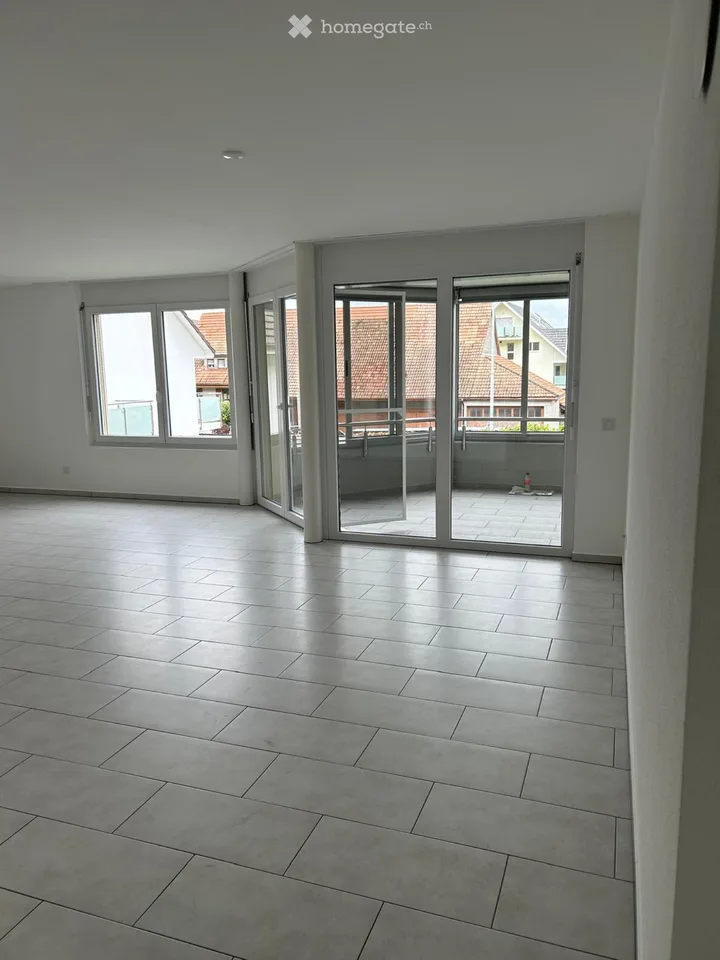 4.5-Zimmer-Wohnung mit Balkon & 2 Parkplätze in Egerkingen
