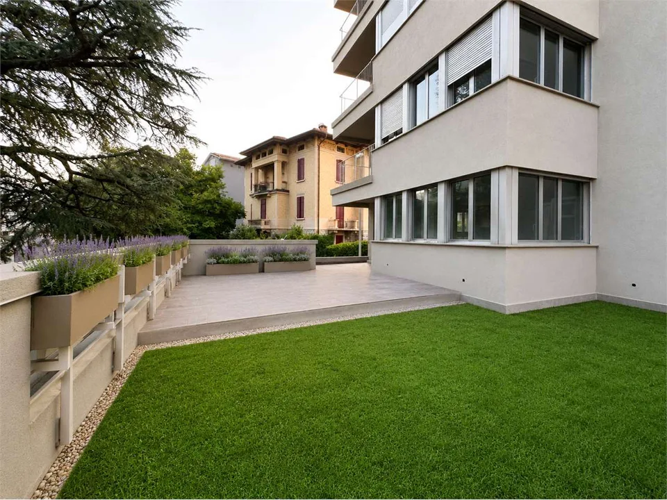 LUGANO | LETZTE AUSWAHL | 5.5 ZIMMER MIT PRIVATGARTEN