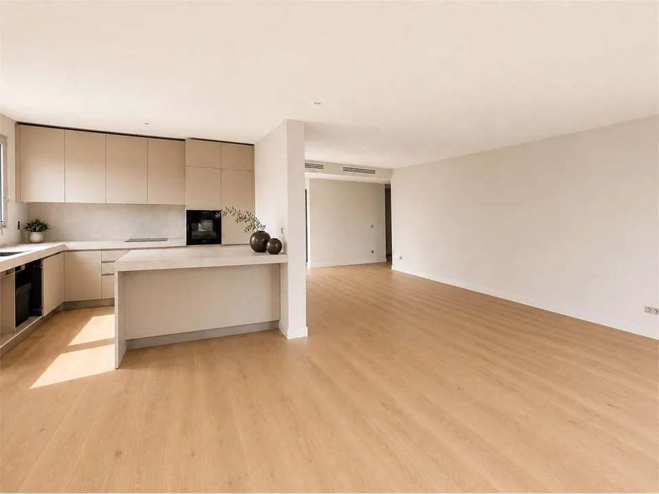 LUGANO | LETZTE AUSWAHL | 5.5 ZIMMER MIT PRIVATGARTEN