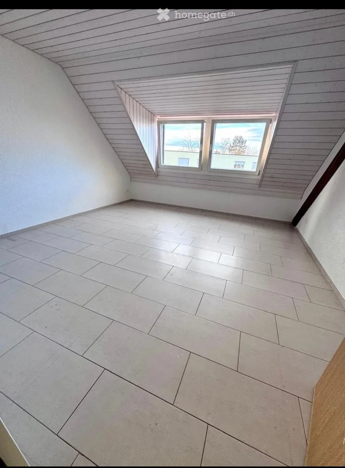 Spacious 4.5-room maisonette apartment in Bachenbülach