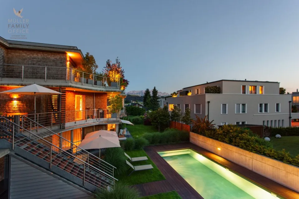 Exklusive 5 1/2 Zimmer-Maisonette-Attikawohnung mit Alpsteinblick und Aussenpool im Miteigentum