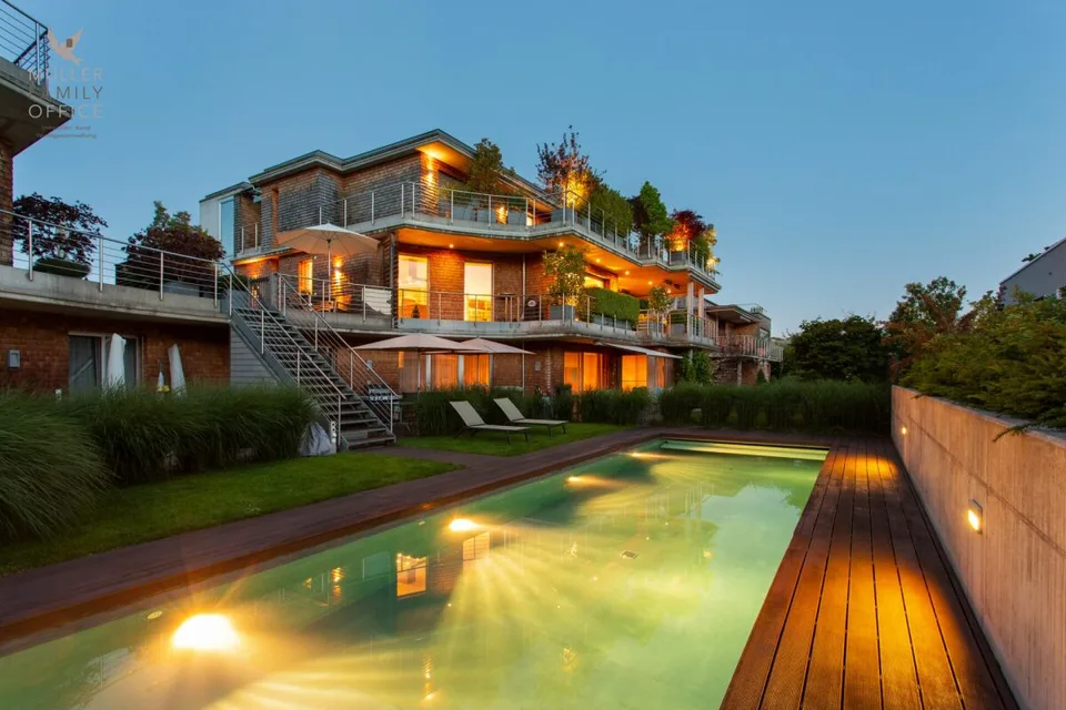Exklusive 5 1/2 Zimmer-Maisonette-Attikawohnung mit Alpsteinblick und Aussenpool im Miteigentum
