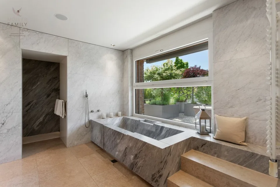 Exklusive 5 1/2 Zimmer-Maisonette-Attikawohnung mit Alpsteinblick und Aussenpool im Miteigentum