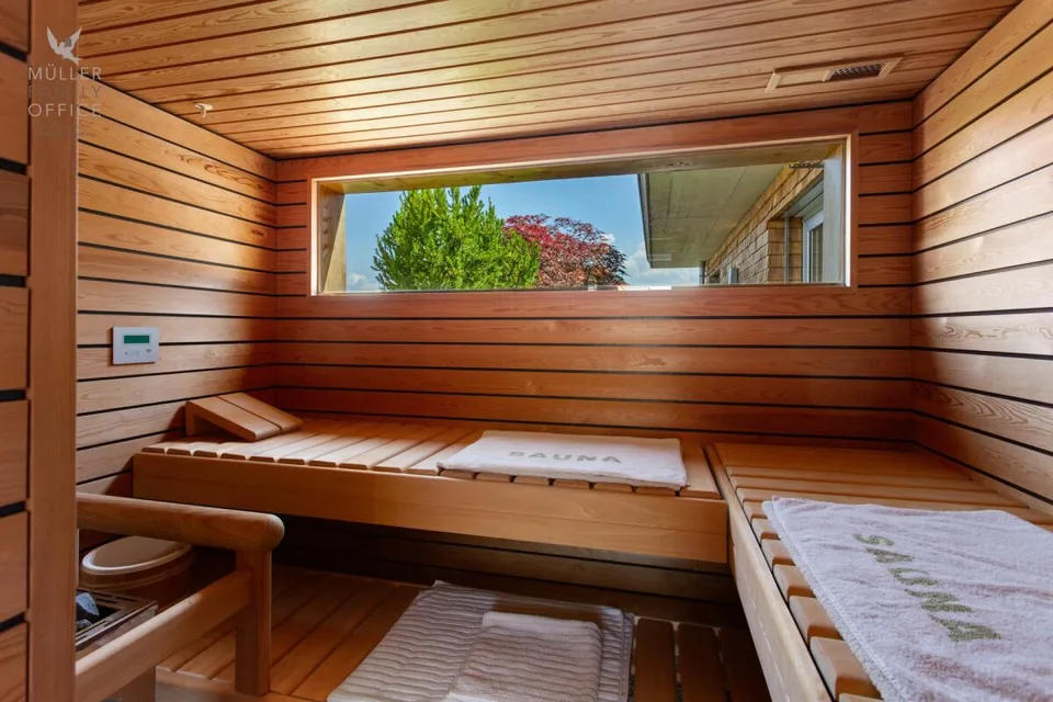 Exklusive 5 1/2 Zimmer-Maisonette-Attikawohnung mit Alpsteinblick und Aussenpool im Miteigentum
