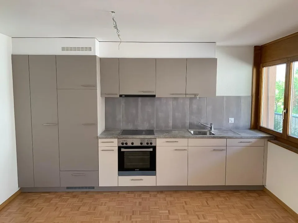 SAVIESE - BEAUTIFUL 2.5-ROOM APARTMENT