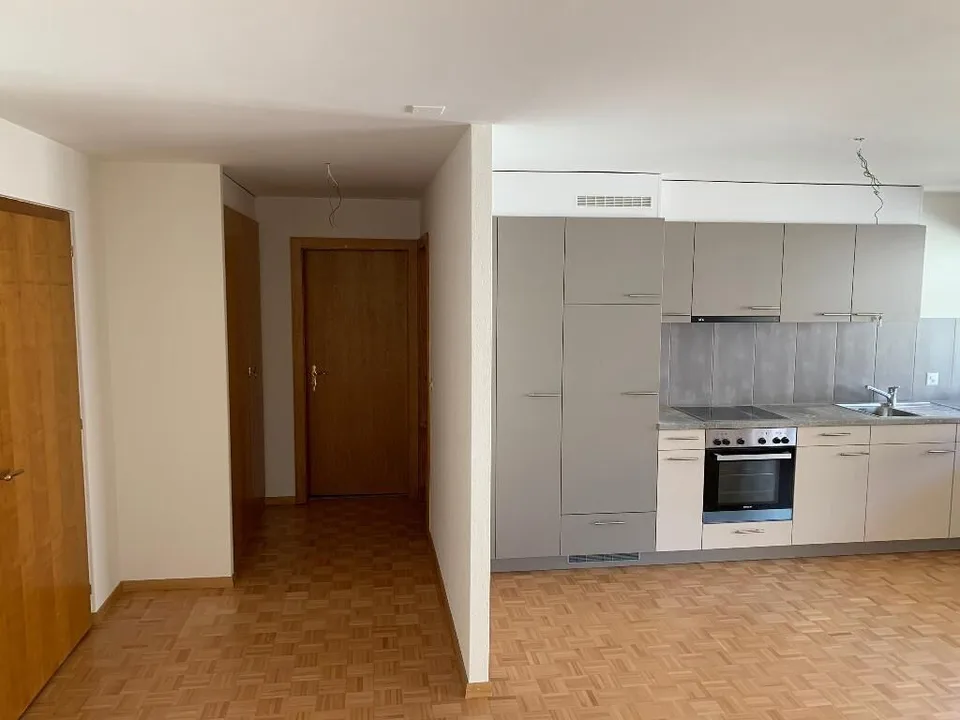 SAVIESE - BEAUTIFUL 2.5-ROOM APARTMENT