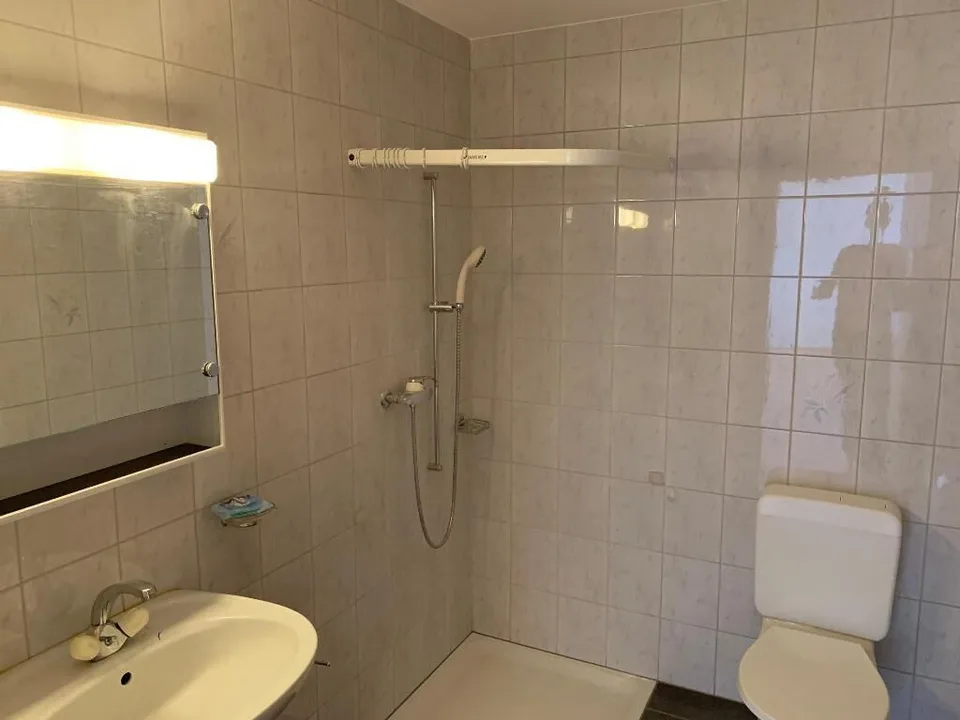 SAVIESE - BEAUTIFUL 2.5-ROOM APARTMENT