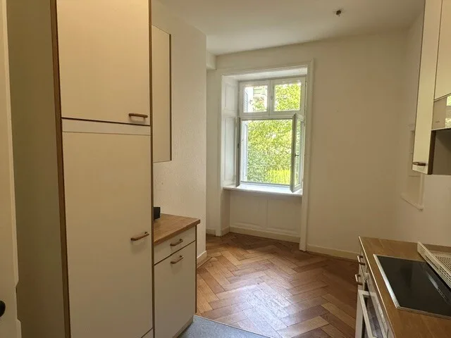 Apartment in a 3-room apartment on the ground floor with hobby room