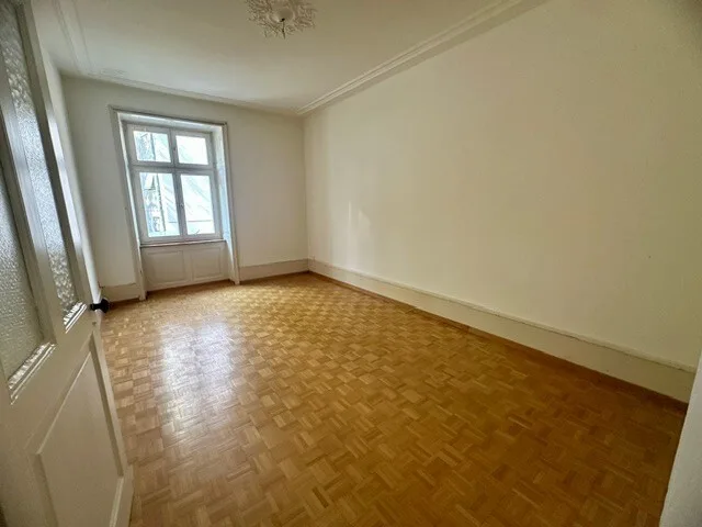 Apartment in a 3-room apartment on the ground floor with hobby room