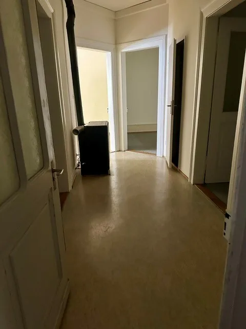 Apartment in a 3-room apartment on the ground floor with hobby room