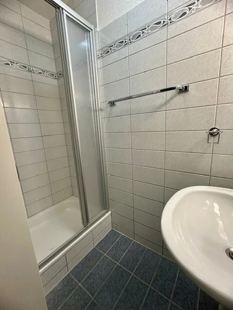 Apartment in a 3-room apartment on the ground floor with hobby room