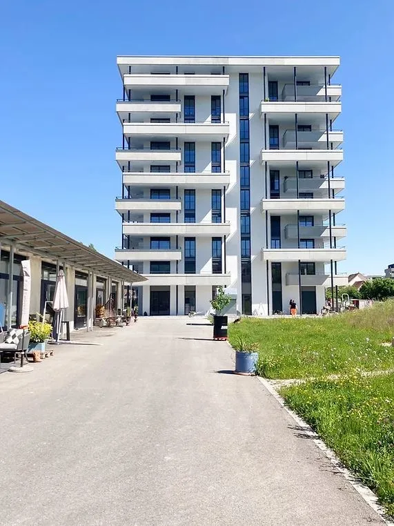 WOHNUNG MIT FANTASTISCHER AUSSICHT UND BALKON