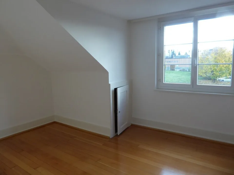 Wohnung mit 3,5 Zimmern im 2. Stock