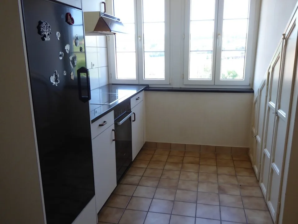 Wohnung mit 3,5 Zimmern im 2. Stock