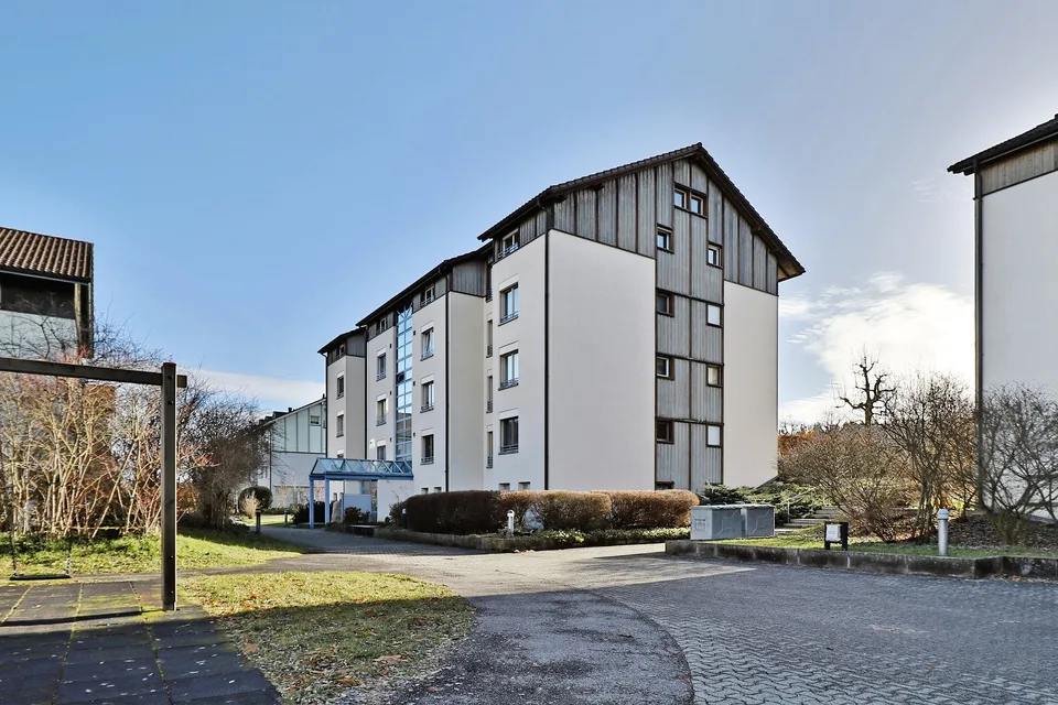 3.5-Zimmer-Wohnung mit Balkon in Laupen