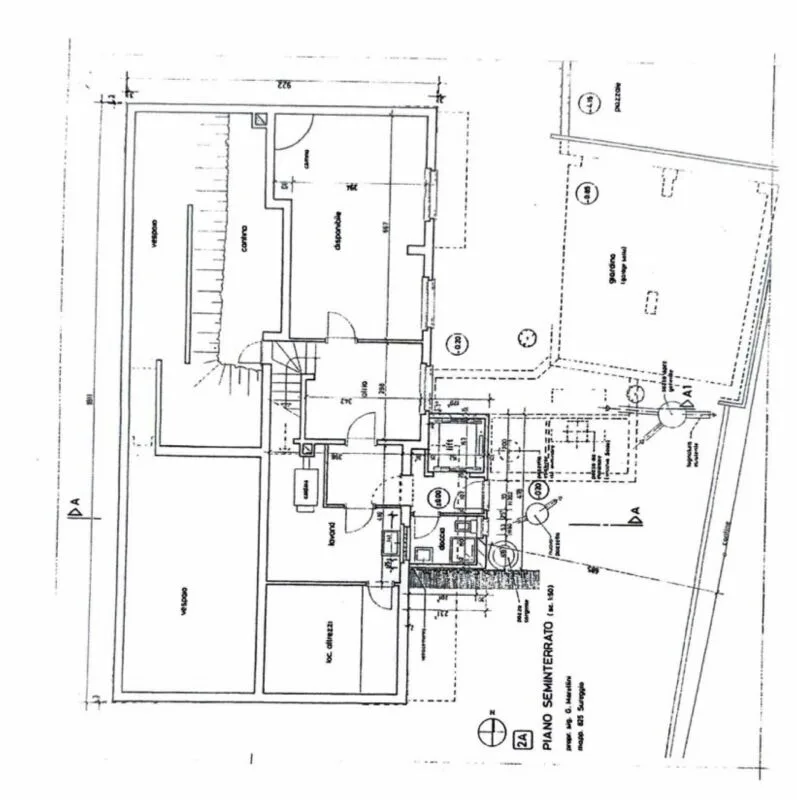 Grosses u. privates EFH mit Lift mit Grottino, Zweitwohnsitz! Ampia e prestigiosa casa unifamiliare privata con ascensore, grottino e possibilità di residenza secondaria.