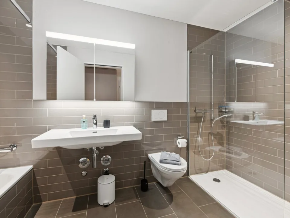 Möblierte Apartments mit Madrid Flair direkt im grössten Shoppingcenter der Schweiz!