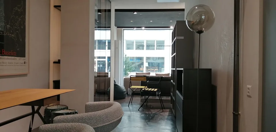 225 Square Meter Gallery/Commercial/Shop Space in Gundeli