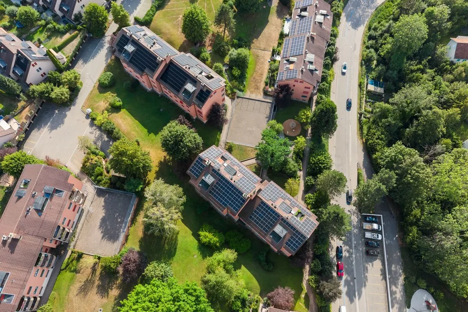 Appartamento di 4,5 locali situato in zona tranquilla con 3 locali secondari e potenziale di ristrutturazione