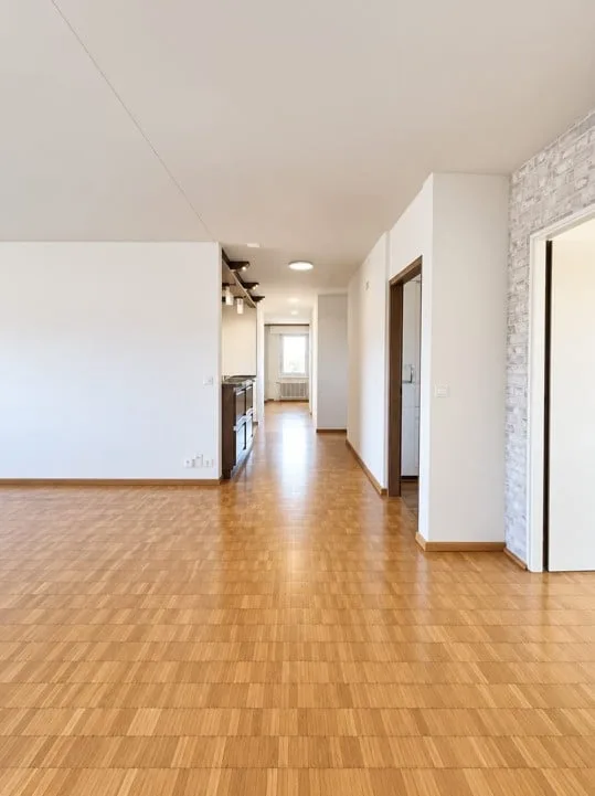 Bright 5.5-room apartment with a far-reaching view in the center of Volketswil