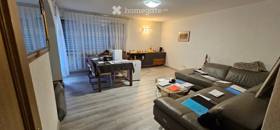 Helle 4.5-Zimmer-Wohnung mit Balkon in Baden – ab sofort verfügbar!