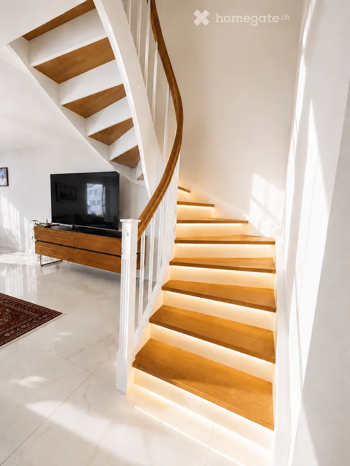 Exclusive furnished 5.5-room maisonette on the 3rd + 4th floor (attic) with 23 m² terrace