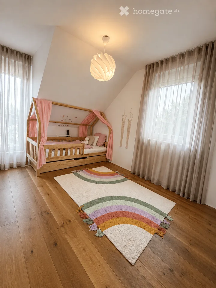 Exclusive furnished 5.5-room maisonette on the 3rd + 4th floor (attic) with 23 m² terrace